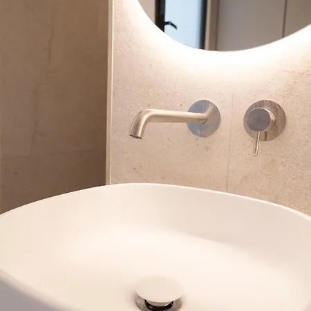Large 5 Bedroom With Heated Pool + Sea Views ヴィラ マルベーリャ