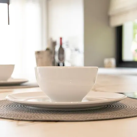 Large 5 Bedroom With Heated Pool + Sea Views * Marbella