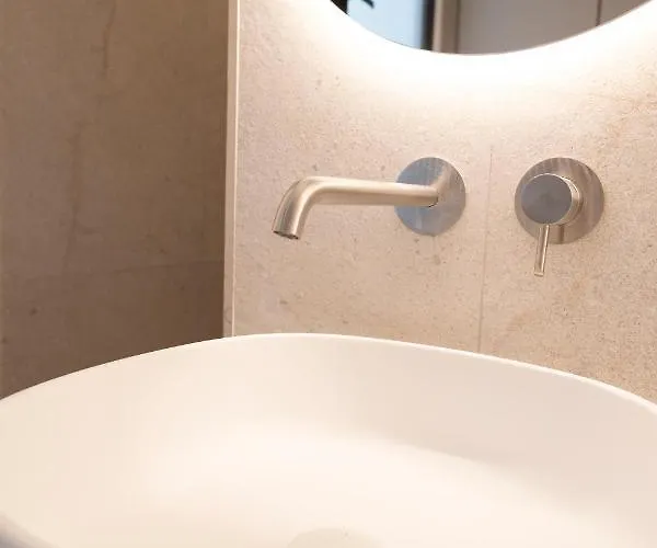 Large 5 Bedroom With Heated Pool + Sea Views Vila Marbella